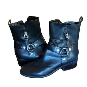 Marc Fisher Dalary boot. Black Leather.